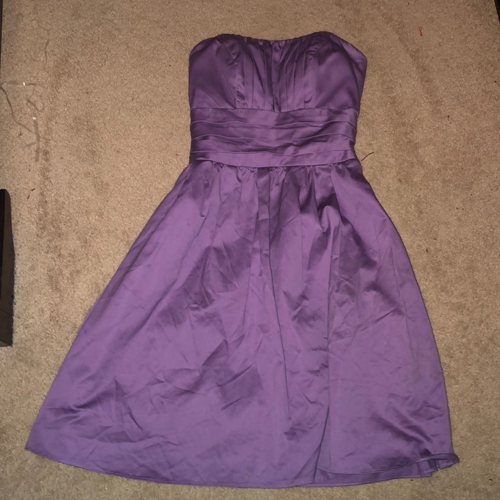 Only wore once. Altered to 0. Bra inserts added.